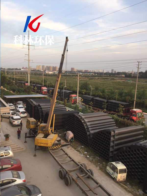 脫硫塔膠板出現早期硫化變質