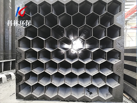 玻璃鋼陽(yáng)極管作為玻璃窯爐除塵主要配件