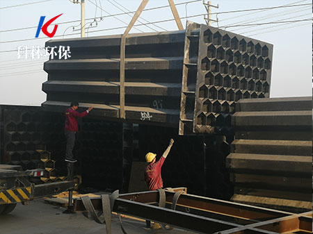 玻璃鋼陽(yáng)極管與不銹鋼陽(yáng)極管的比較